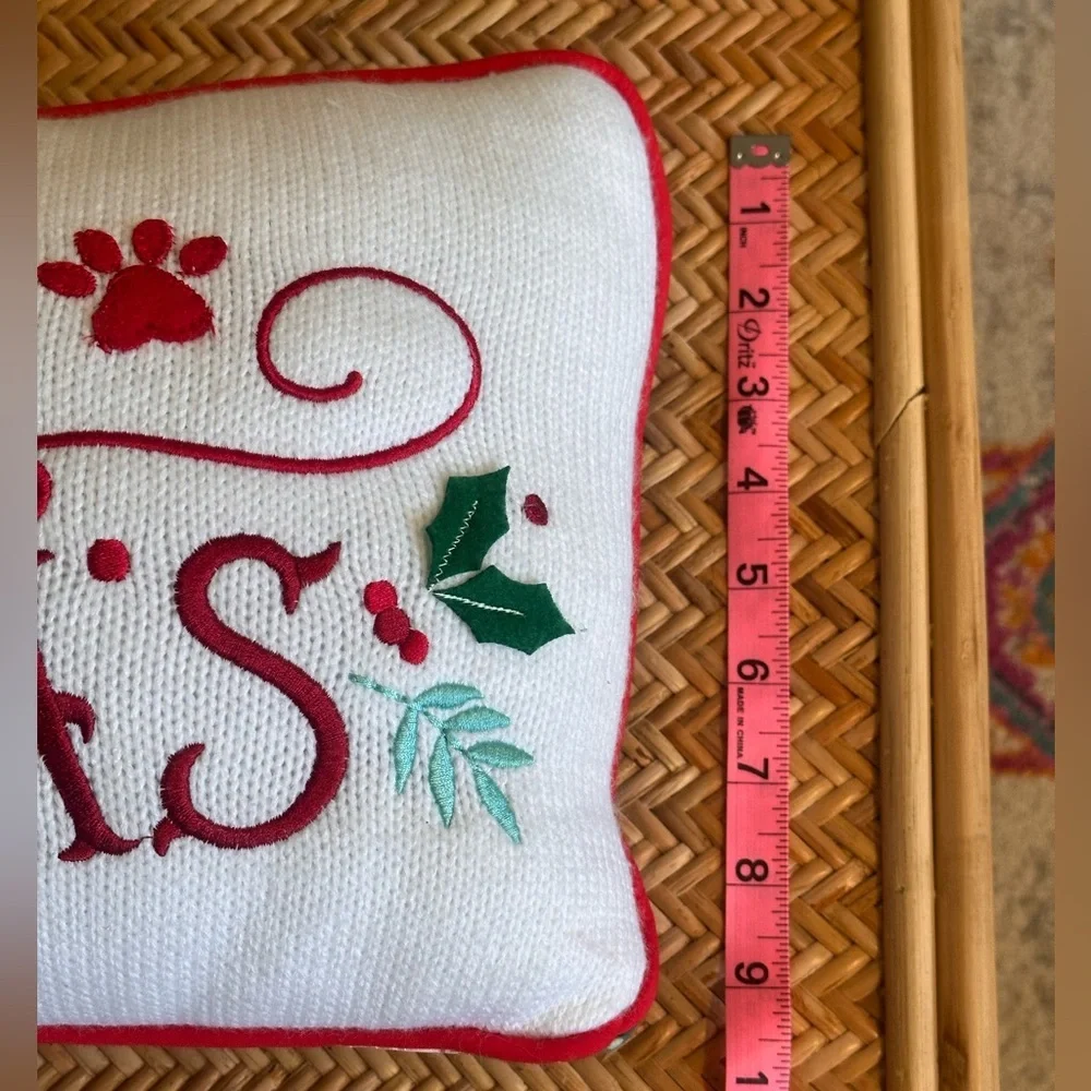 “Meowy Christmas” Cat Themed Christmas Accent Throw Pillow